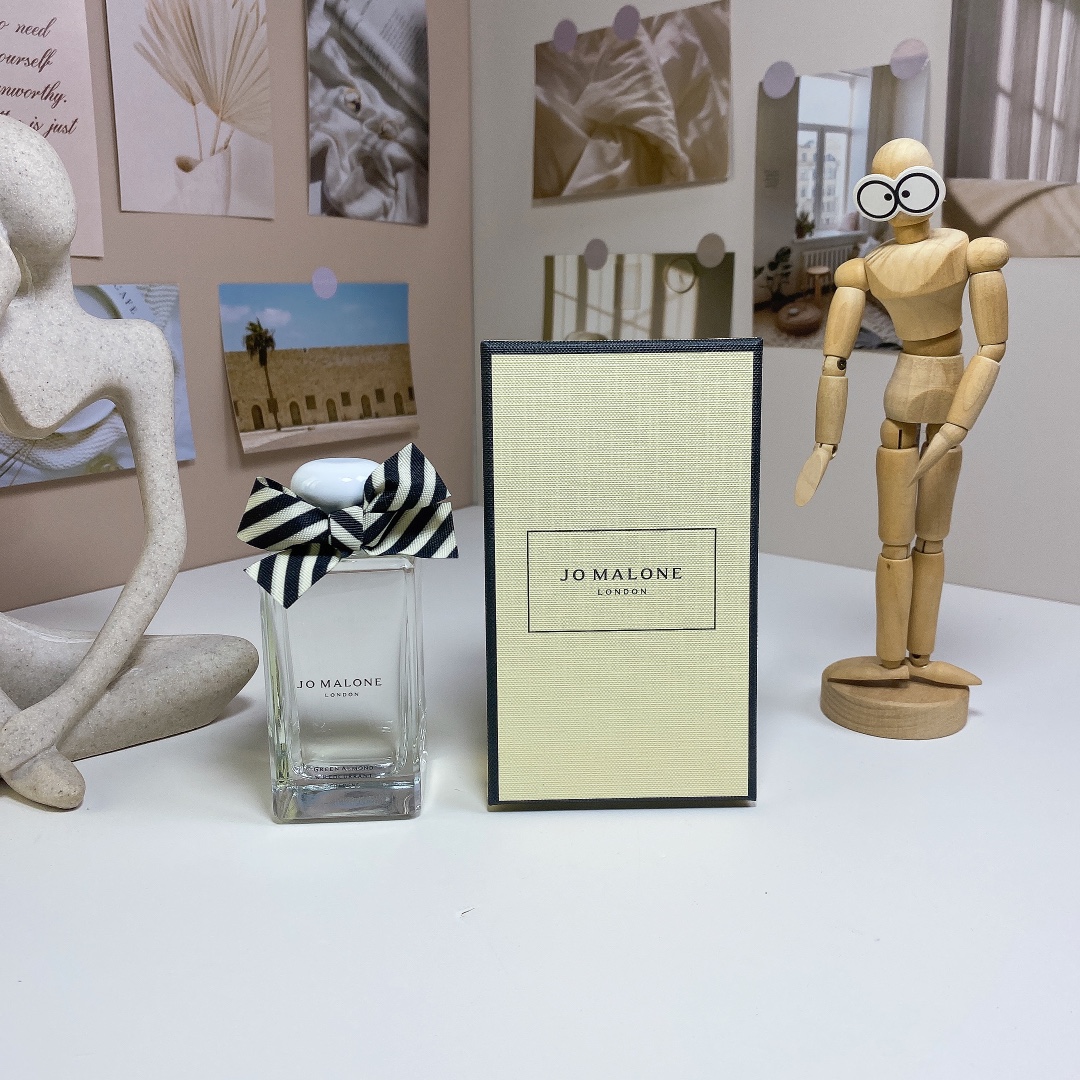 Jo Malone perfume